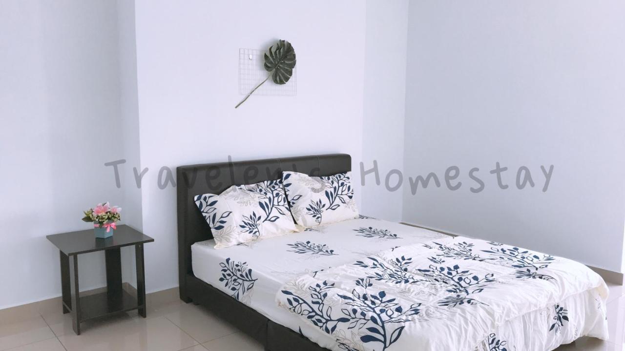 Traveler'S Homestay 旅人窝@ The Venus Sitiawan Kampong Lumut Kiri Exterior photo